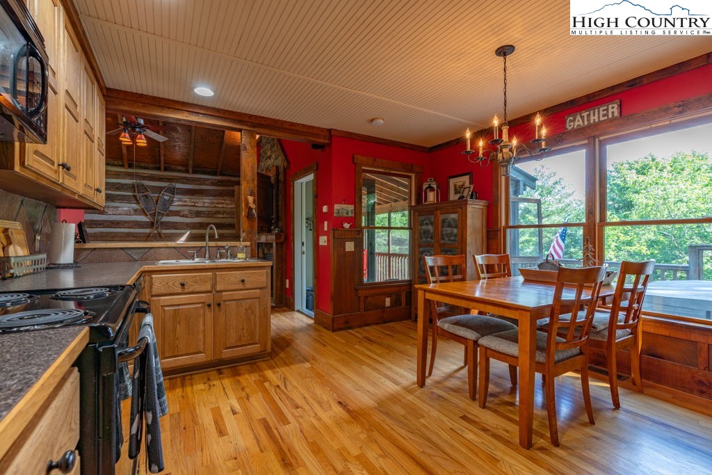 215 Haven Ridge Road Lansing, NC 28643 - Photo 8 of 41 Gallery Image 8