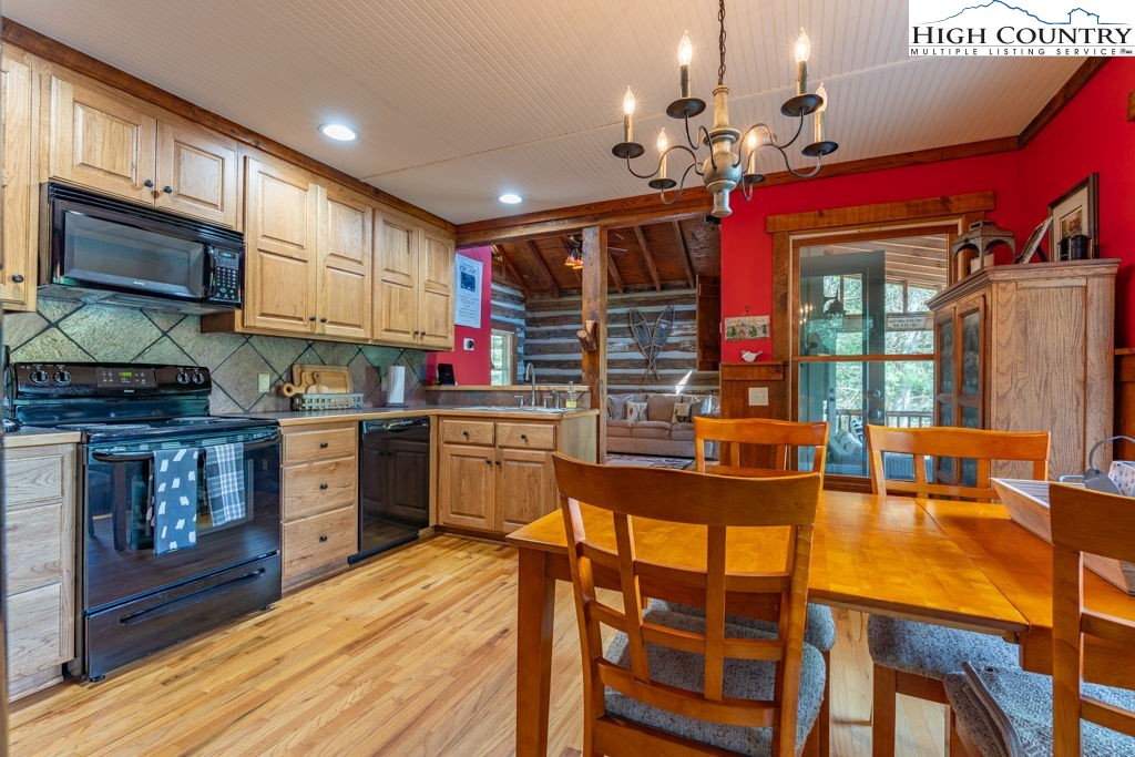 215 Haven Ridge Road Lansing, NC 28643 - Photo 9 of 41 Gallery Image 9