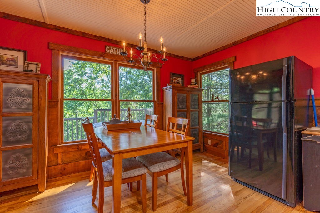 215 Haven Ridge Road Lansing, NC 28643 - Photo 10 of 41 Gallery Image 10