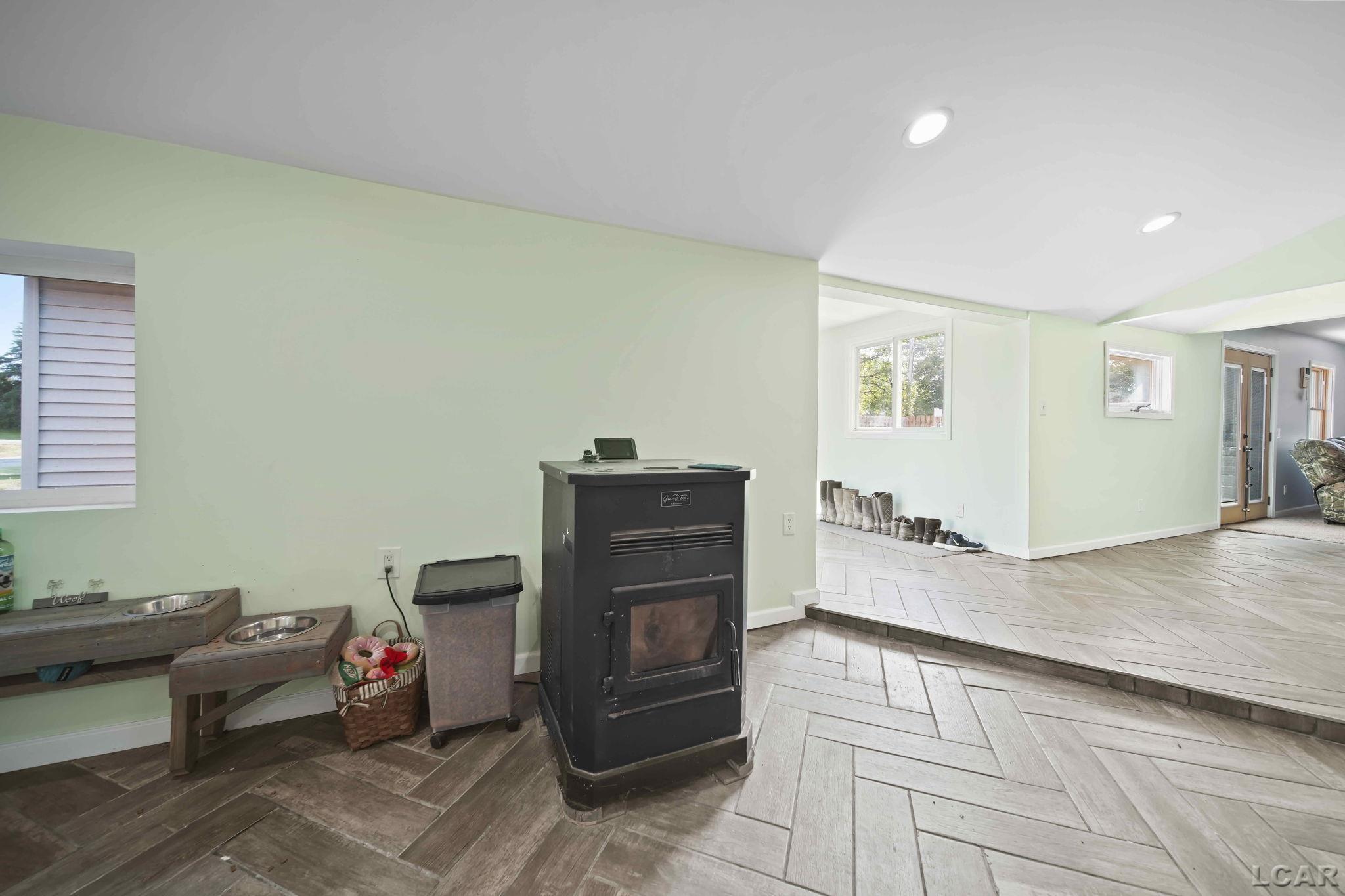 5800 Hinkley Road Stockbridge, MI 49285 - Photo 6 of 54