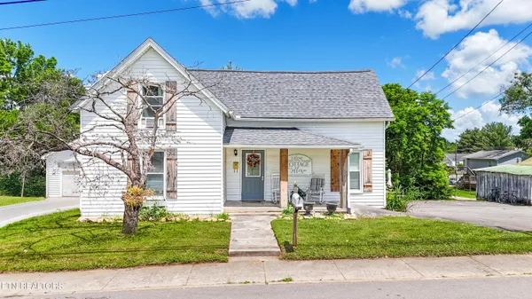 $389,900 | 714 East Jefferson Street, Jefferson City, TN 37760