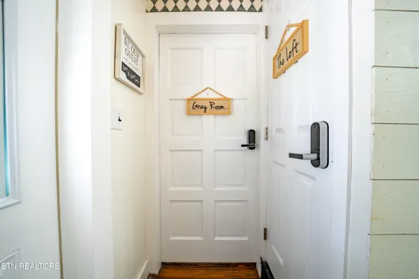 $384,900 | 714 East Jefferson Street, Jefferson City, TN 37760
