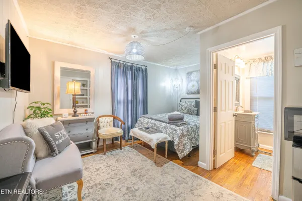 $384,900 | 714 East Jefferson Street, Jefferson City, TN 37760
