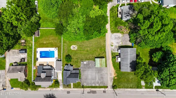 $384,900 | 714 East Jefferson Street, Jefferson City, TN 37760