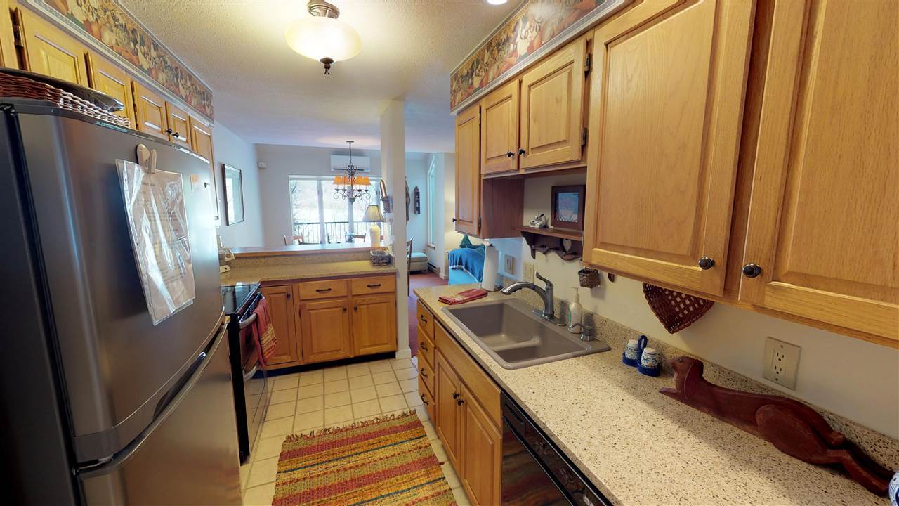 1140 Murphys Road, Unit 5B Hartford, VT 05059 - Photo 5 of 38 Gallery Image 5