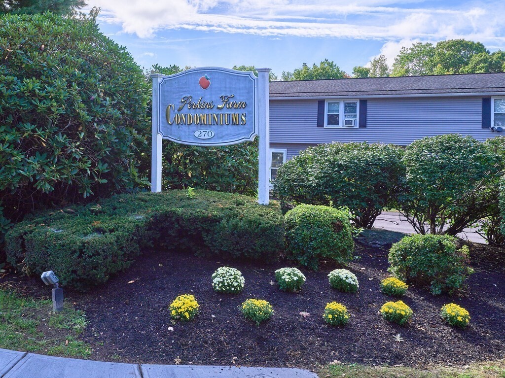 270 Sunderland Road, Unit 40 Worcester, MA 01604 - Photo 2 of 28 Gallery Image 2