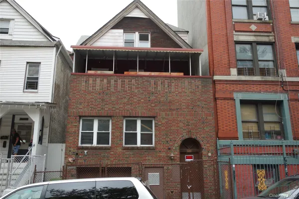 $950,000 | 1928 Prospect Avenue | West Farms