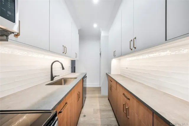 $399,000 | 31-14 Crescent Street, Unit 5B | Astoria