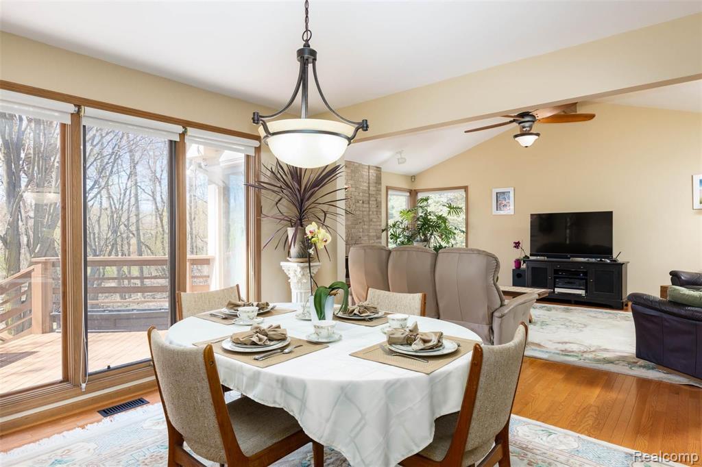 1359 Kingspath Drive Rochester Hills, MI 48306 - Photo 10 of 60