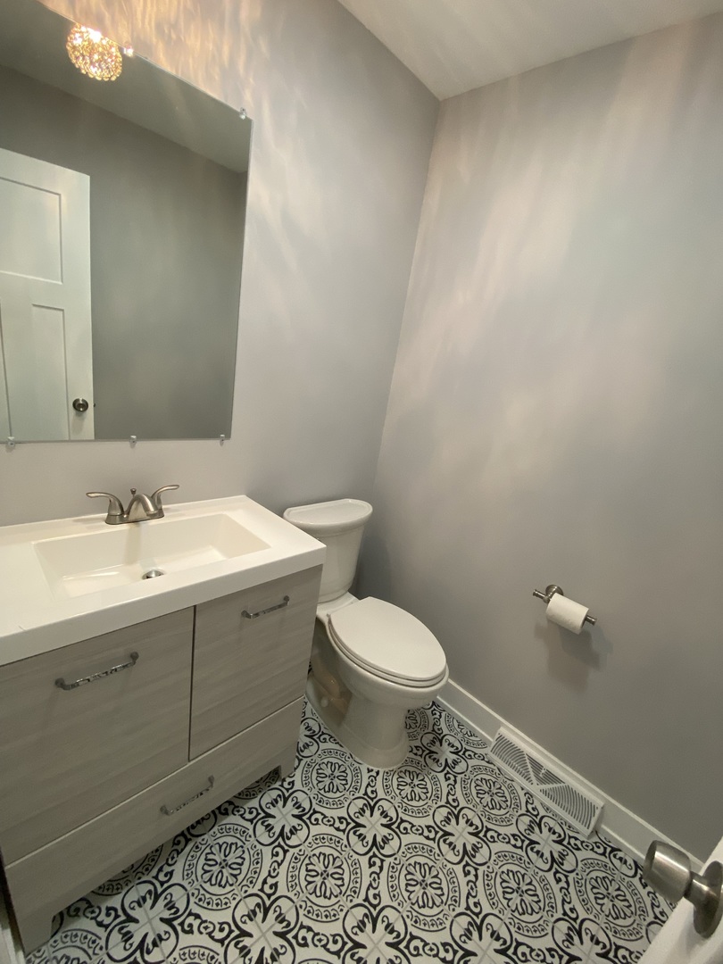 656 Willow Road Matteson, IL 60443 - Photo 18 of 23