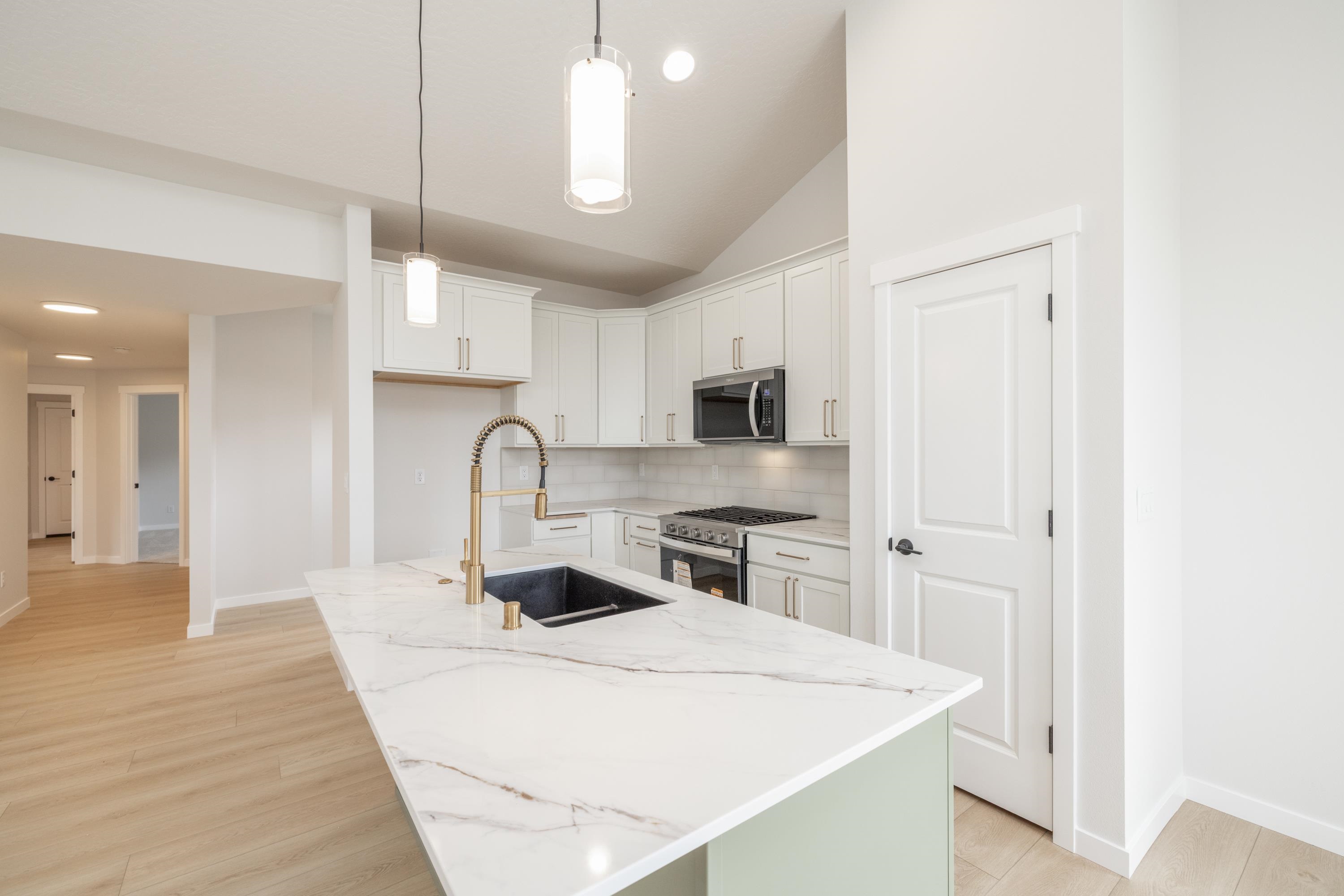 12215 North Dupont Road Spokane, WA 99218 - Photo 9 of 29 Gallery Image 9