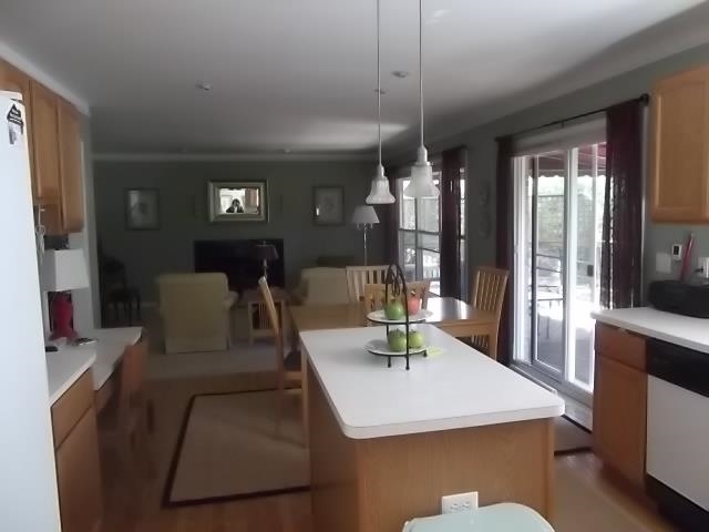791 Woodfield Way Rochester, MI 48307 - Photo 12 of 30 31203445-11.JPG