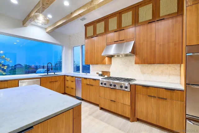 $4,695,000 | 1749 Noma Lane, Encinitas, CA 92024