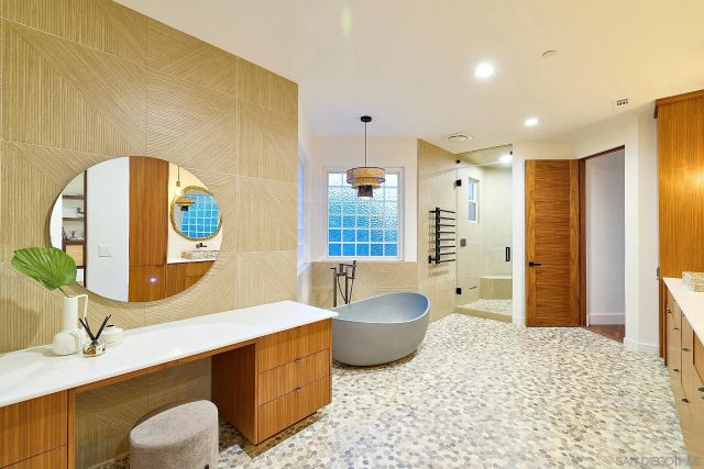 $4,795,000 | 1749 Noma Lane, Encinitas, CA 92024