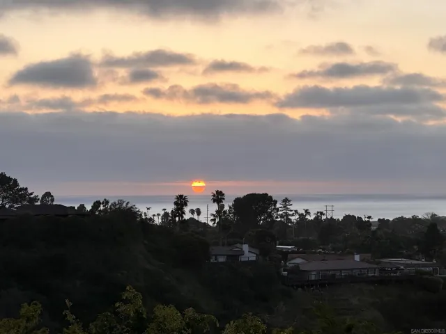 $4,695,000 | 1749 Noma Lane, Encinitas, CA 92024