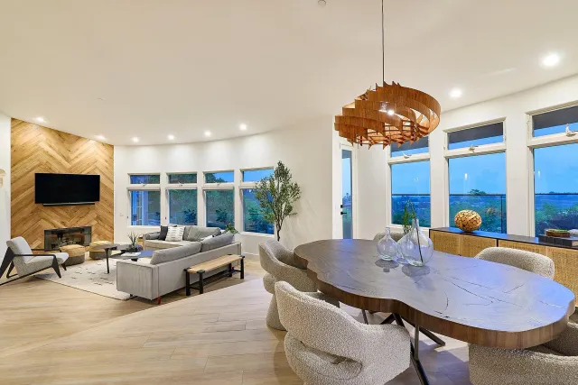 $4,695,000 | 1749 Noma Lane, Encinitas, CA 92024