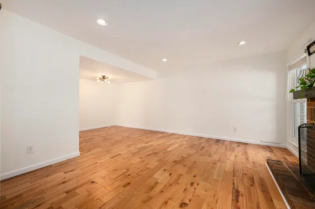 $2,190 | 42198 Roscommon Street, Northville, MI 48167