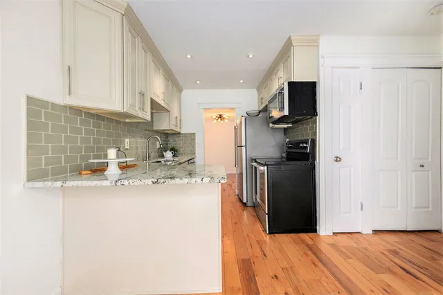 $2,190 | 42198 Roscommon Street, Northville, MI 48167