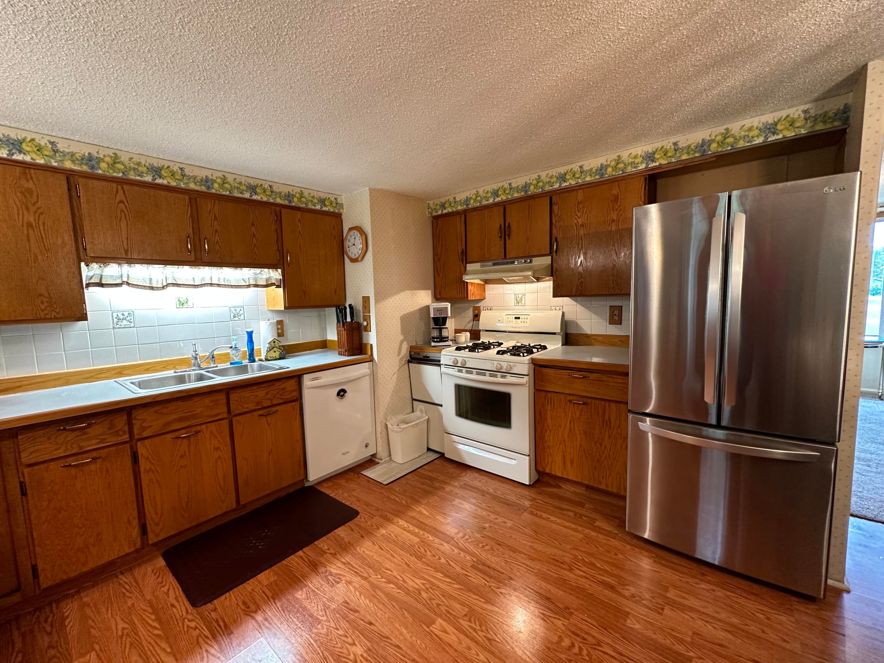 3824 Sheridan Road Lewiston, MI 49756 - Photo 8 of 29 Gallery Image 8
