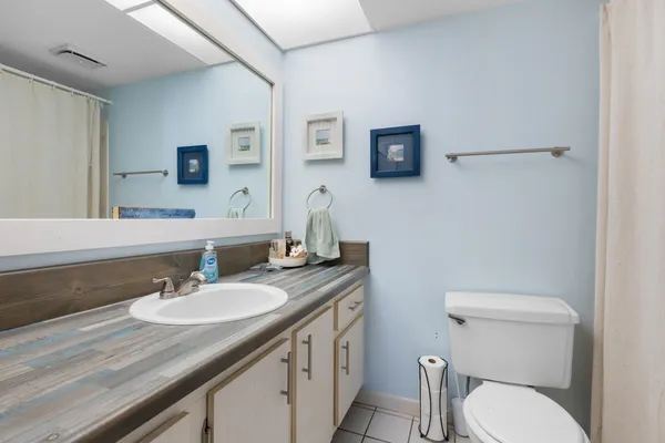 $184,900 | 1270 Southeast Parkview Place, Unit B5, Stuart, FL 34994