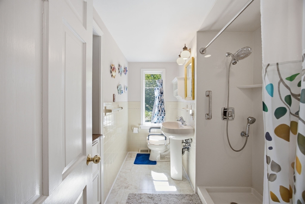 179 Sheaffer Road Barnstable, MA 02632 - Photo 18 of 33
