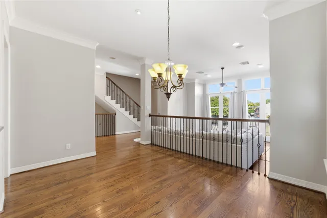 $3,000 | 9295 Buffalo Speedway, Houston, TX 77025