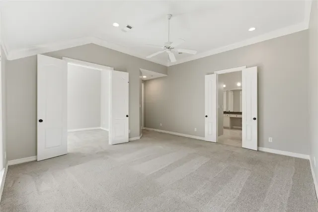 $3,000 | 9295 Buffalo Speedway, Houston, TX 77025