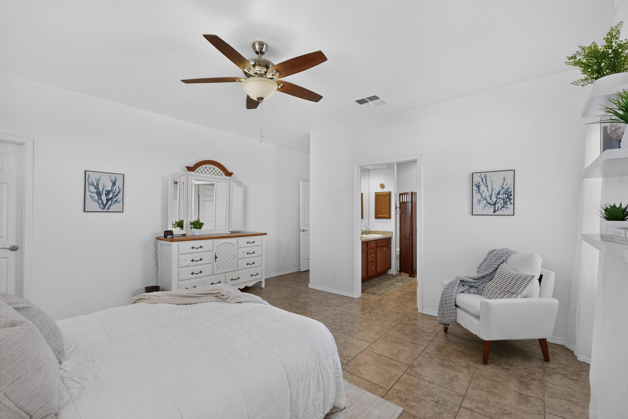 6945 Mountain Hawk Loop Northeast Rio Rancho, NM 87144 - Photo 4 of 56 Gallery Image 4