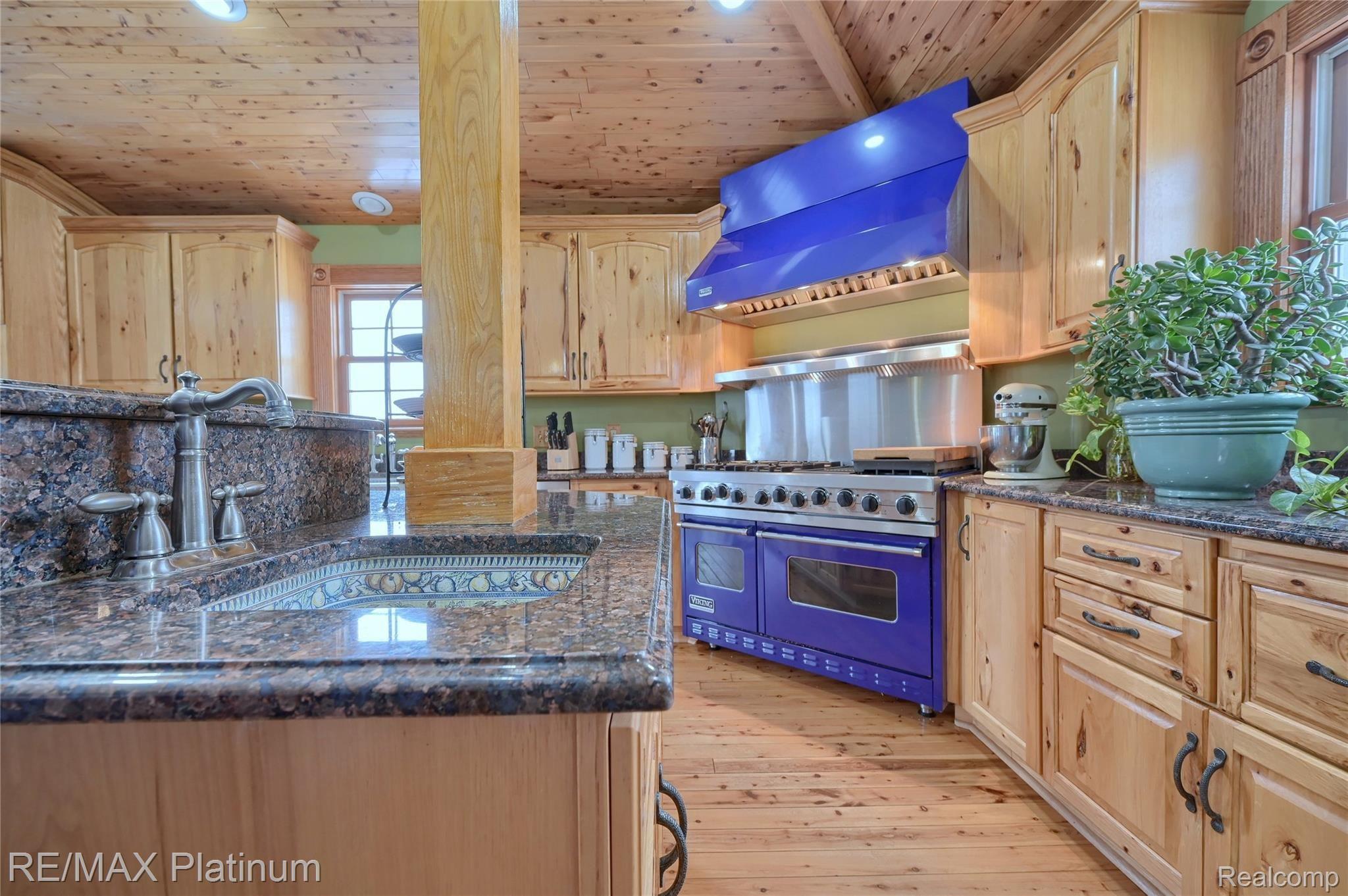 12112 East Lovejoy Road Byron, MI 48418 - Photo 15 of 52 15-Kitchen-4th-View.jpg