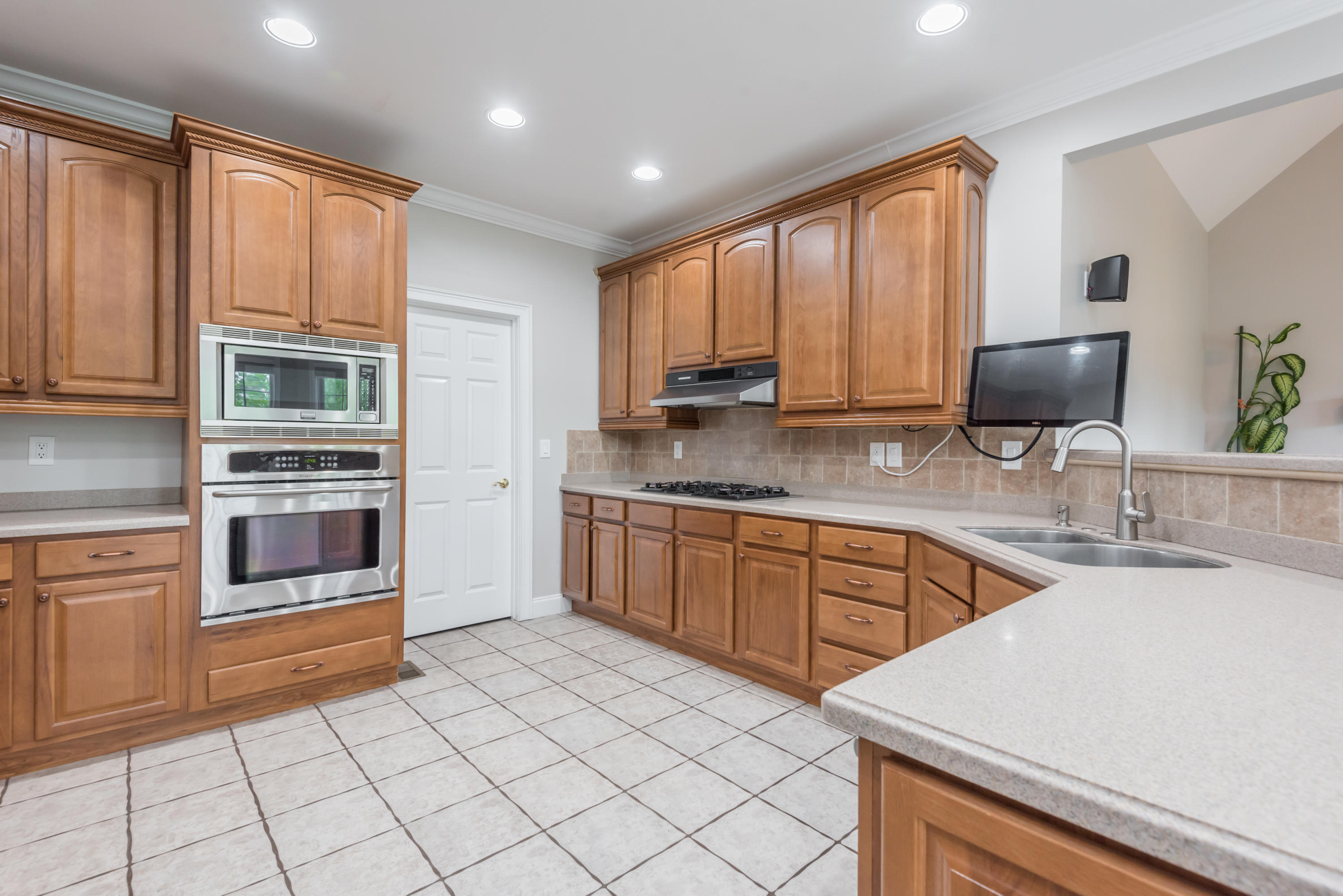 26 Rivers Run Boulevard Oak Ridge, TN 37830 - Photo 10 of 40 26RiversRunBlvd-9