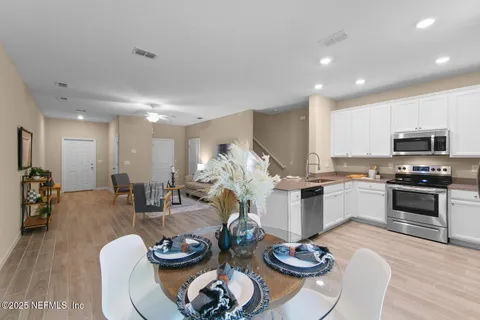 $333,000 | 2627 Sandy Dune Drive, Jacksonville, FL 32233