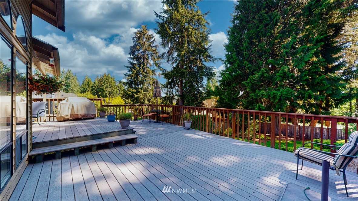 21129 49th Avenue Southeast Bothell, WA 98021 - Photo 34 of 40 a view of deck with patio