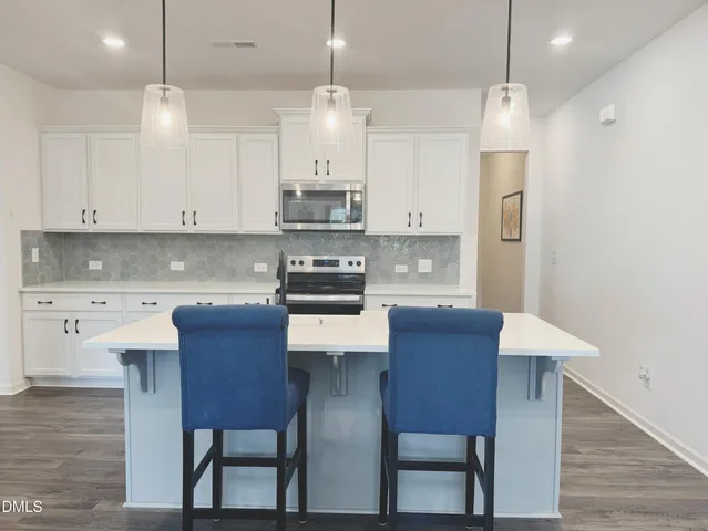 $359,000 | 106 Periwinkle Place, Clayton, NC 27527