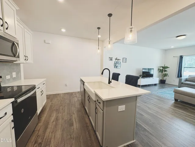 $359,000 | 106 Periwinkle Place, Clayton, NC 27527