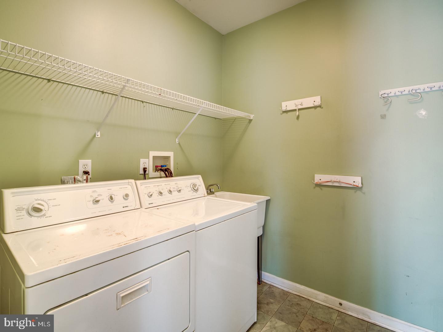 2828 Gracefield Road Silver Spring, MD 20904 - Photo 34 of 79 Gallery Image 34
