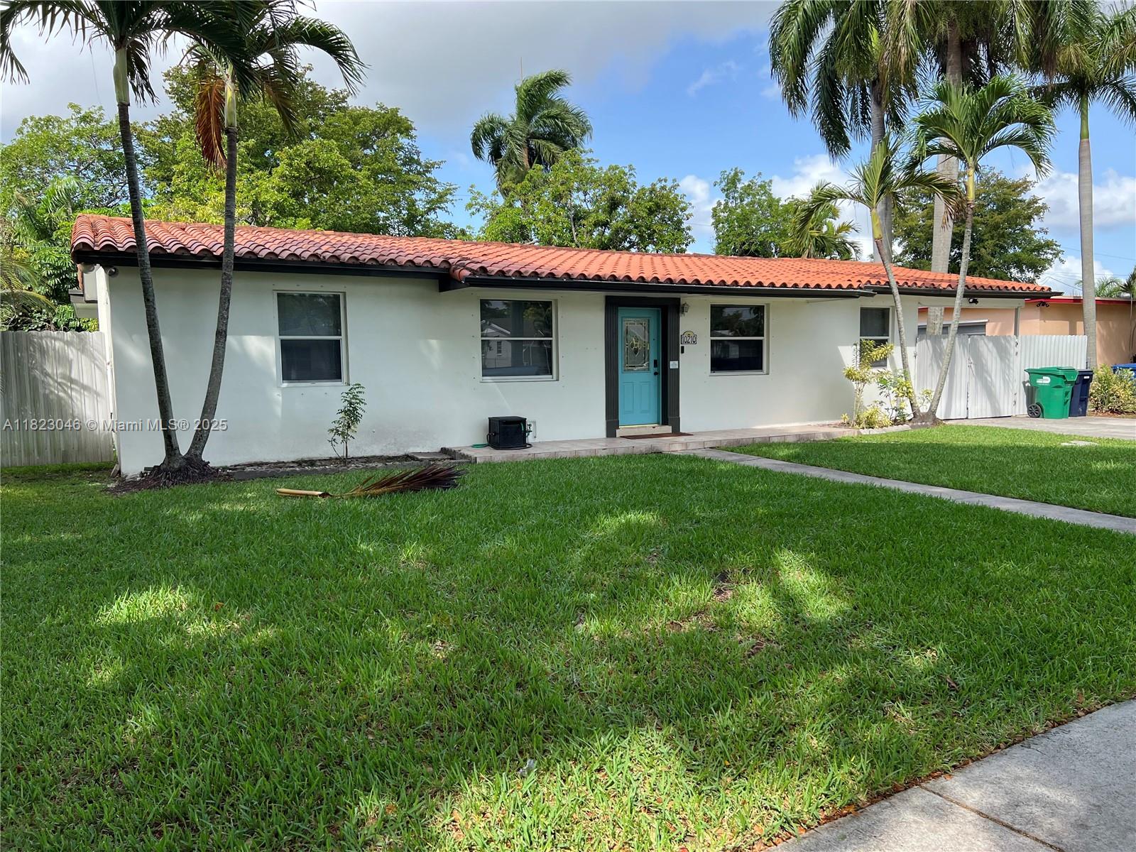 10210 Marlin Road Cutler Bay, FL 33157 - Photo 3 of 25 Gallery Image 3