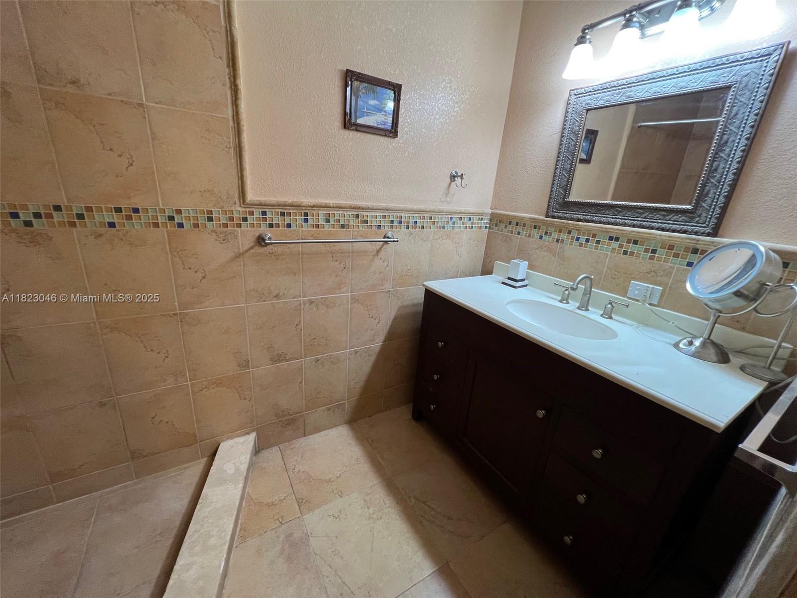 10210 Marlin Road Cutler Bay, FL 33157 - Photo 10 of 25 Gallery Image 10