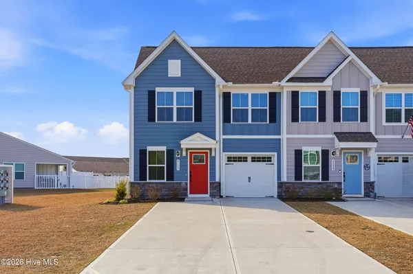$295,000 | 3157 Edgehill Drive, Navassa, NC 28451