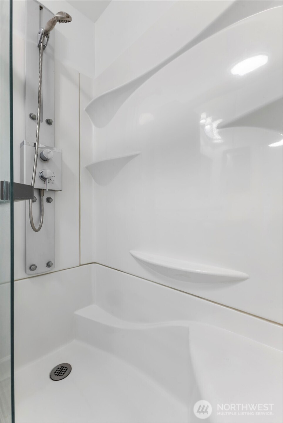 1408 Hubbard Street Sumner, WA 98390 - Photo 13 of 35