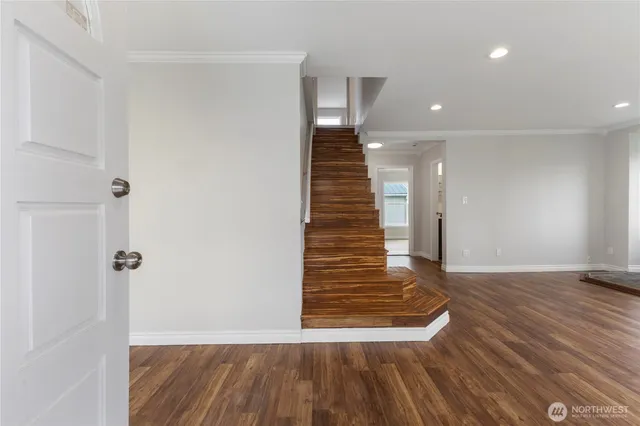 $4,200 | 1408 Hubbard Street, Sumner, WA 98390