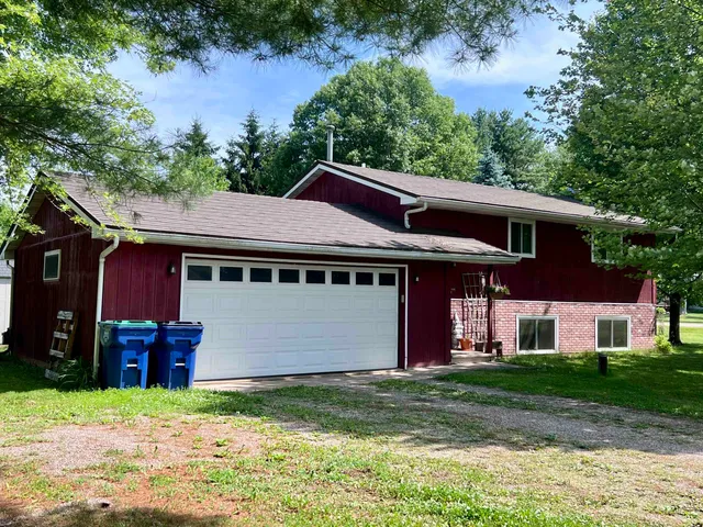 $279,000 | E1894 Patricia Street, Waupaca, WI 54981