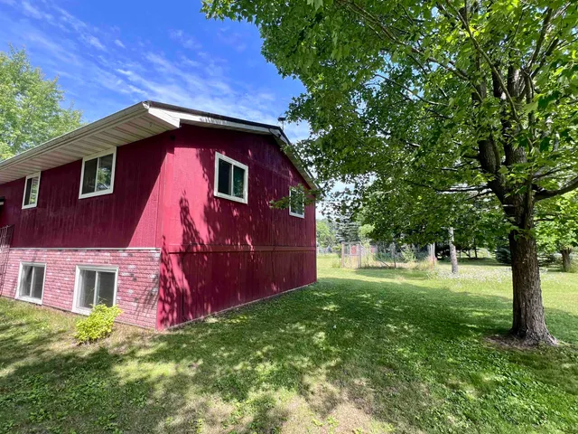 $279,000 | E1894 Patricia Street, Waupaca, WI 54981
