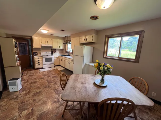 $279,000 | E1894 Patricia Street, Waupaca, WI 54981