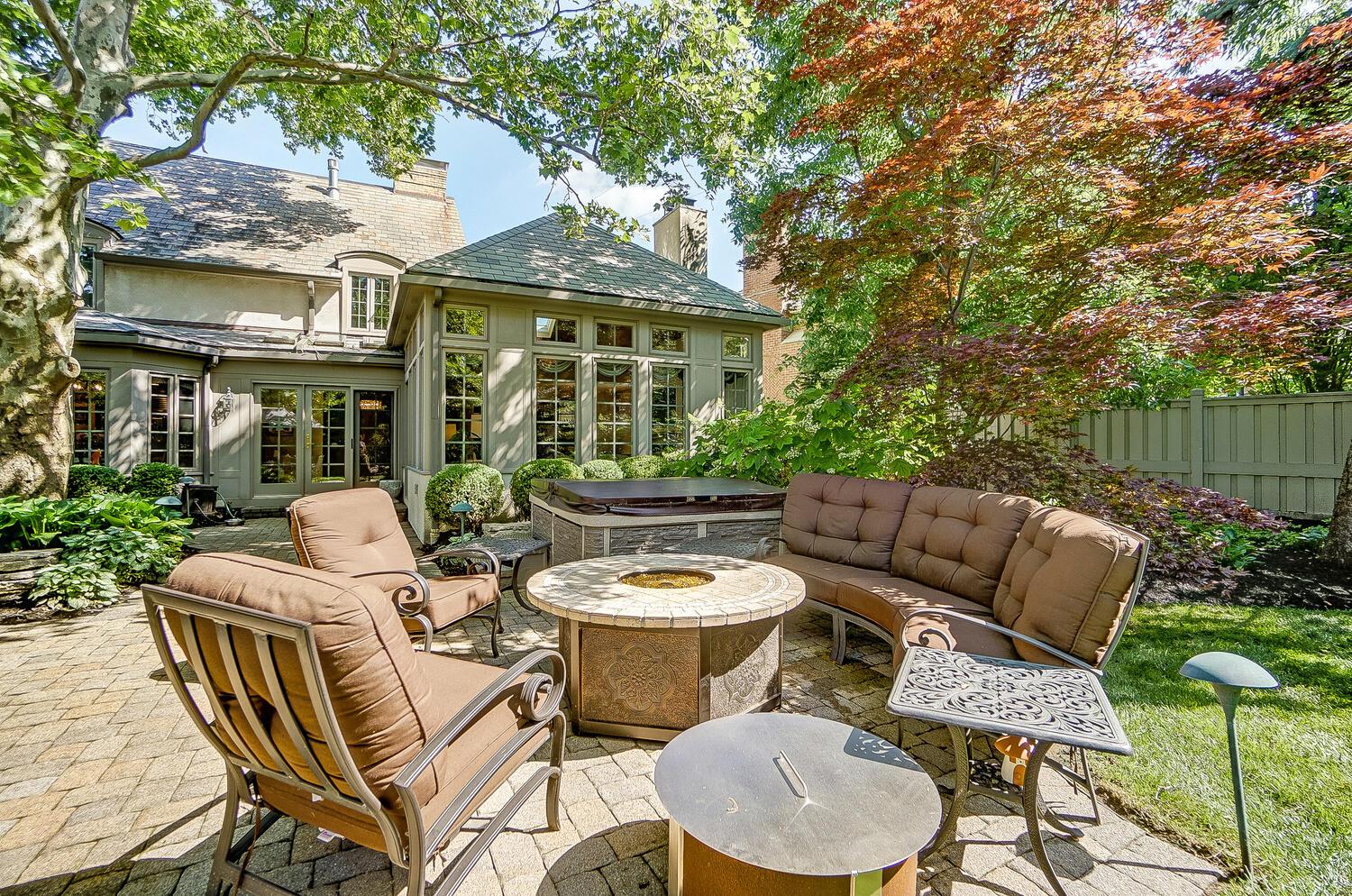 2115 Waltham Road Columbus, OH 43212 - Photo 41 of 49 Patio