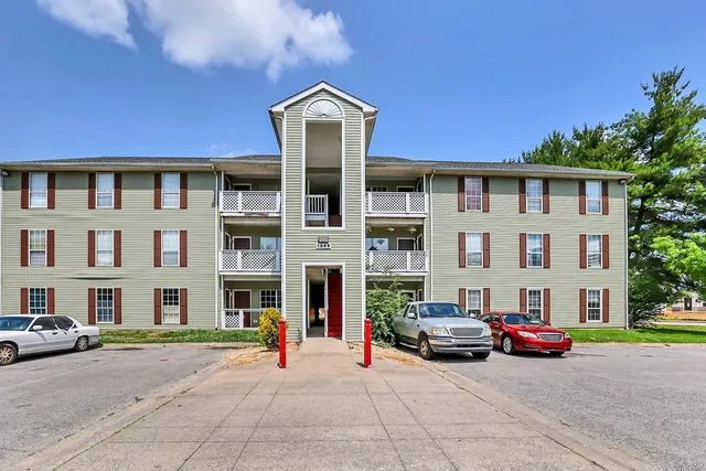 $230,000 | 1245 Old Lascassas Road, Unit E1, Murfreesboro, TN 37130