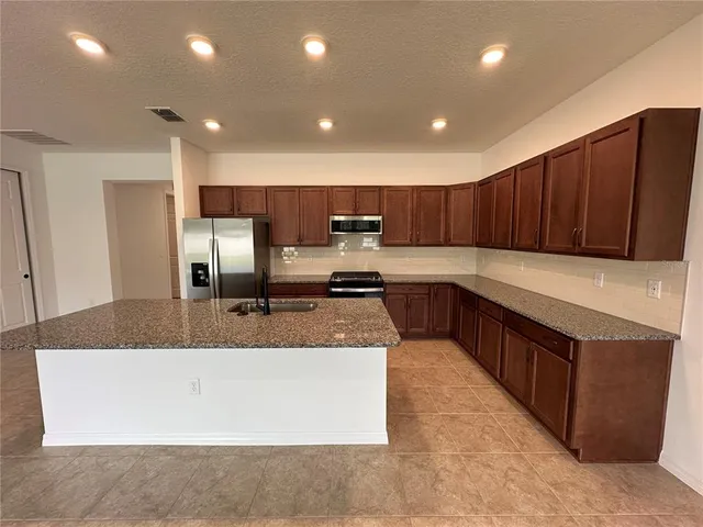 $1,950 | 5854 Southwest 78th Ave Road, Ocala, FL 34481