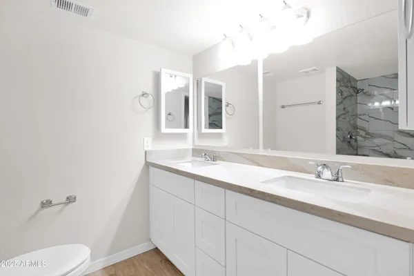 $300,000 | 17620 North 17th Place, Unit 25, Phoenix, AZ 85022