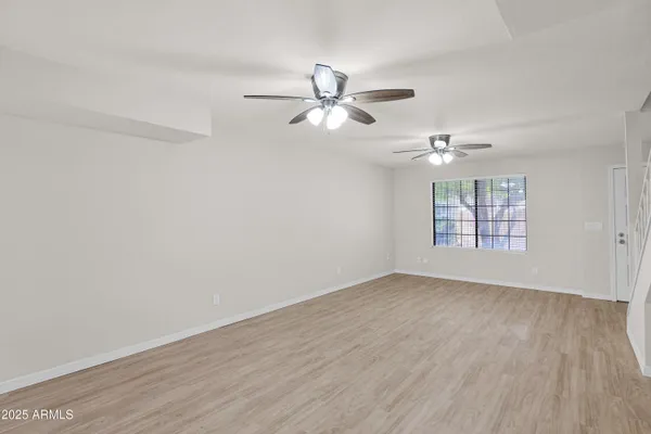 $300,000 | 17620 North 17th Place, Unit 25, Phoenix, AZ 85022