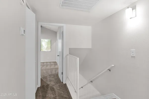 $300,000 | 17620 North 17th Place, Unit 25, Phoenix, AZ 85022