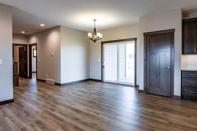 $699,900 | W24362 Fairway Lane, Trempealeau, WI 54661